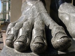 Шота мне эта матрешка напоминает))