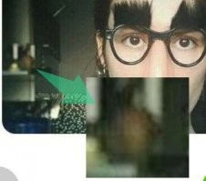 Накладную сиську. Наверно.