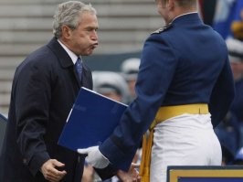 Байден всего лишь очень-очень старенький
Чуть раньше был молодой и тоже зажигал!!!

Эти люди пытаются поколебать волю иракского народа и они хотят, чтобы мы ушли из Ирака... Я думаю, что весь мир стал бы лучше, если бы мы действительно взяли и ушли...
Я думаю, Бог хочет, чтобы я был президентом.
Я решитель, и я решаю, что лучше.
Самая важная работа   это не быть правителем, или первой леди, в моём случае.
Кондолиза Райс   такая же простая техасская девушка, как и я.
Ух ты, а Бразилия большая! (реакция на карту Бразилии).
Елизавета 11 (о королеве Елизавете II)
Господь любит вас. И я люблю вас. И вы можете рассчитывать на нас обоих, как на мощное послание, предназначенное людям, взволнованным своим будущим.
Нет, нам не нужно чужого, но свое мы возьмём любой ценой, чьё бы оно ни было... 
Только мы, великий американский народ, могли послать луноход на Марс! 
Я хочу сохранить исполнительную силу Президента не только для себя, но и для всех моих будущих предшественников.
Иракцы устали от иностранцев, приходящих в их страну и пытающихся дестабилизировать их страну.
Когда я принимаю меры, я не собираюсь ударять ракетой за два миллиона долларов по пустой десятидолларовой палатке и попадать верблюду в задницу.
Одна из лучших вещей в книгах - это то, что иногда в них есть чудесные картинки.
Я и понятия не имел, что у нас так много оружия. Зачем оно нам?