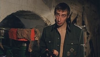 Свой своему поневоле брат.