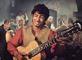 Яшка?
"Мне бы дьявола-коня,
Да плеточку заветную,
И тогда искать меня
В поле не советую."