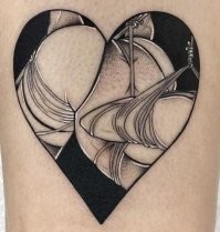 От многих, конечно стошнило, но вот эту я ваще не понял. Там в сердечке кого-то фистигуют?