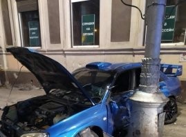 Справки продают, можно обмануть, а можно купить.