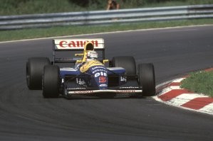 А для меня это лучшая машина, а за рулем ЛУЧШИЙ гонщик! Пусть меня закидают пАмидорами))) но "круче" я никого не видел!