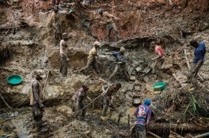 Люди, к которым судьба повернулась задом