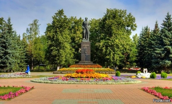 Памятник Ф.Э.Дзержинскому. г.Дзержинск. НН.