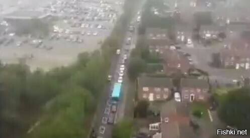 будет хохма, если вояки будут на своих военных тачках, которые будут жрать еще больше, чем везет бензовоз :))))))))))