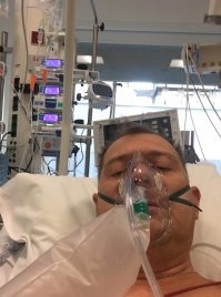 Вот так лежал смеялся острил а они что то в кислород подали и все