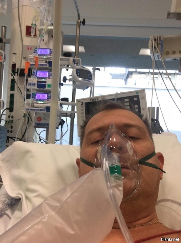 Вот так лежал смеялся острил а они что то в кислород подали и все