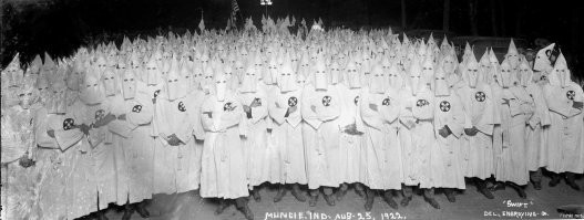 Преклоним колени, братья