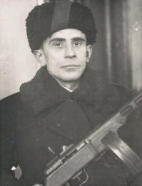 Мой Дед! Шульц Михаил Нестерович. Командир партизанского отряда.