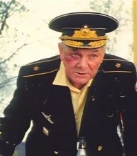 - Только ты учти - ножичков у нас на всех хватит (С.)