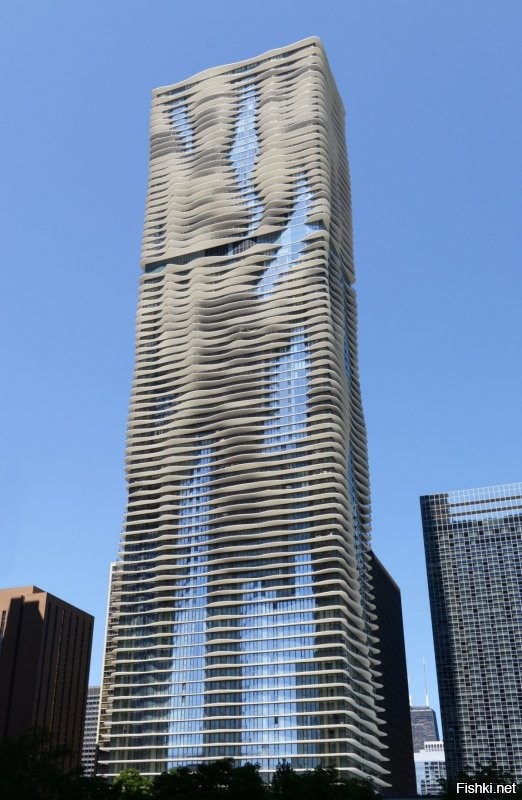 Небоскреб Аква Тауэр в Чикаго