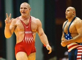 Вот борец настоящий, а эти - быдло беспределщики.