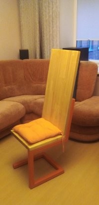 А я пару стульчиков запилил, на третий никак не хватает времени )