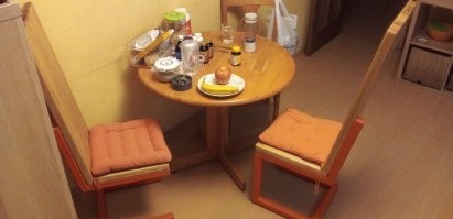 А я пару стульчиков запилил, на третий никак не хватает времени )