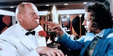 Укол зонтиком.  

Не сказал бы что французские любили больше чем американские или итальянские. Зарубежных было откровенно мало, так что все пользовались популярностью.