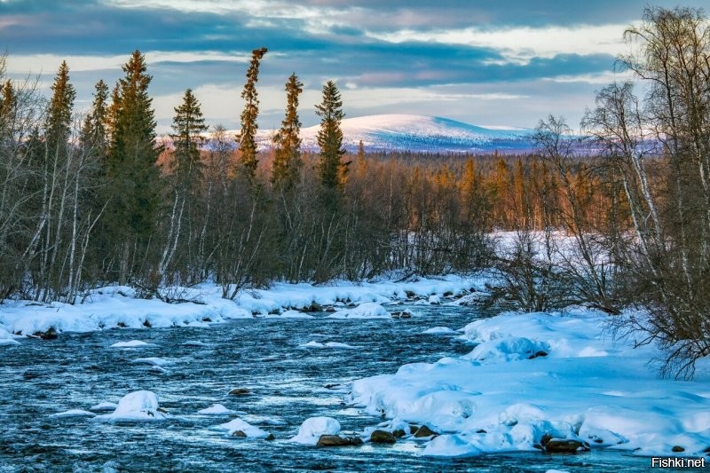 Не знаю,кто делал фото в посте.А вот эти фото делал Вася Пупкин. Есть такой мурманский фотограф.