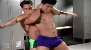 Встретились, обнялись, улеглись: небольшое ДТП на кольце в Вологде