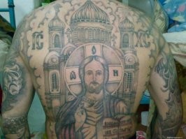 16 примеров того, как мастера дали старым татуировкам новую жизнь