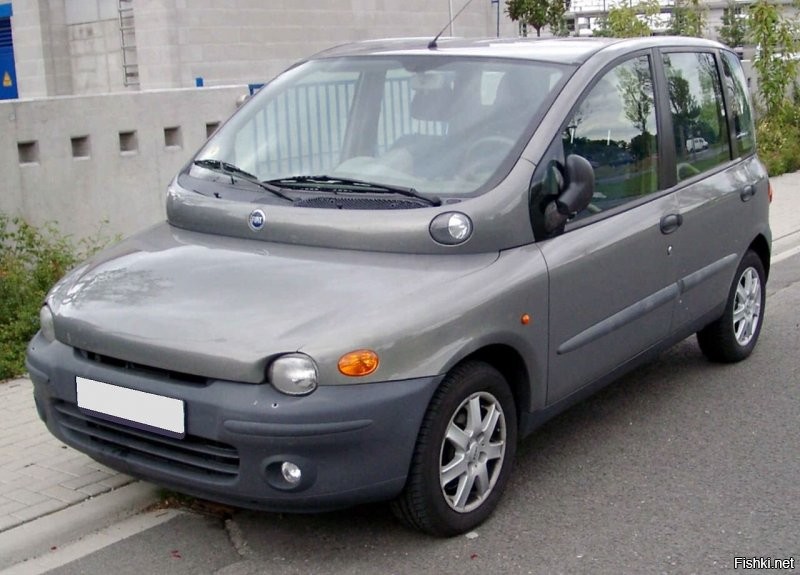 Fiat Multipla серийный автомобиль, и что характерно начало выпуска 1998.