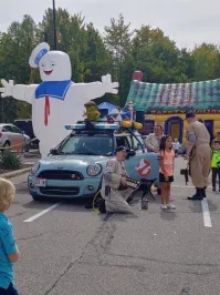 Гарик Харламов подрабатывает