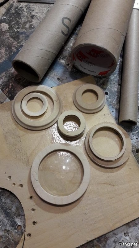 Тоже любим помастерить. От сувениров до декораций делаем все сами: