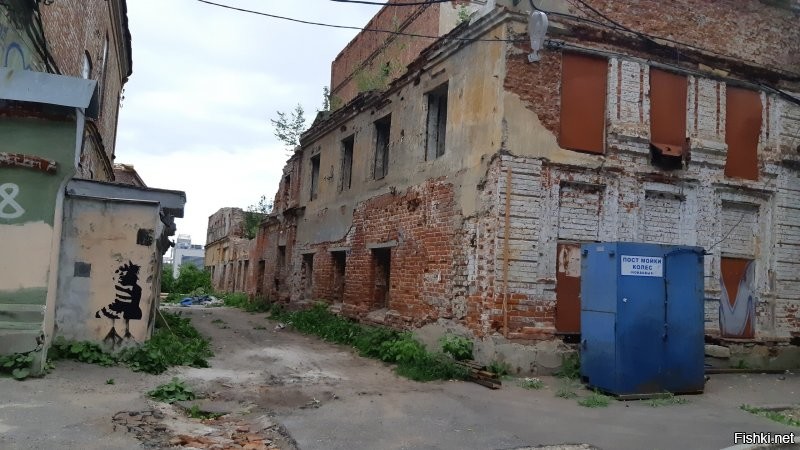 Если в Прибалтике всё так плохо, зачем ты там живёшь?
Переезжай к нам в Россию, у нас хорошо.
.
Лови от жизни кайф :)))))