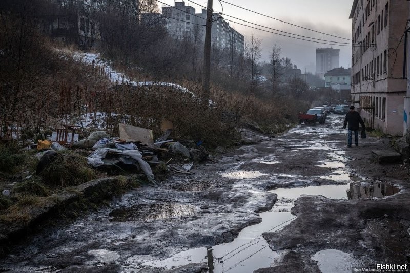 Если в Прибалтике всё так плохо, зачем ты там живёшь?
Переезжай к нам в Россию, у нас хорошо.
.
Лови от жизни кайф :)))))