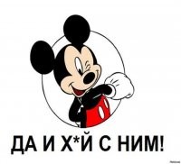 Неловкий момент: уличный гонщик тронулся задним ходом и врезался в машину