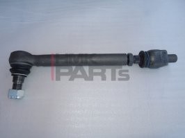 Ну в общем то это, рулевая тяга и фиксируется она контргайкой,при постоянной грязи хрен что там разберешь,  где что и даже проходится иногда, стучать молотком, чтоб понять, куда ключ ставить. Так что в её действиях мало непрофессионального!