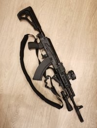 Я так понимаю и в 2042 на смену калашу ничего не придумают?)))
Похвалюсь своим чтоль по такому поводу))