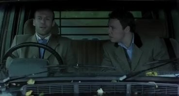 Остановить телегу на тёмной проезжей части было для кучера очень плохой идеей