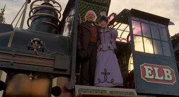 Просто сейчас никто учиться не хочет. Понабирают кого попало в машинисты, а они потом людей давят.
Вот раньше машинисты были... могли поезд развернуть на одноколейной дороге