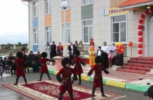 Да в любой сфере, вот детские сады:

08.10.2021 В Уфе в микрорайоне Сипайлово открыт новый детский сад
05.10.2021 В Кумторкалинском районе Дагестана открыт новый детский сад
08.10.2021 Детский сад открылся в селе Бурашево Тверской области
04.10.2021 Новый детский сад на 350 мест открылся в микрорайоне Одинцово-1 
11.10.2021 Ко Дню Республики в Уфимском районе открылся детский сад на 180 мест

И Т.Д.  новостей очень много...