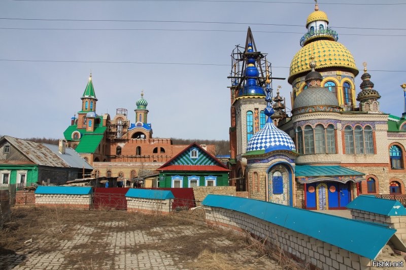 классно!надеюсь что построено крепко. в Казани есть забавная церковь всех религий, тоже прикольная