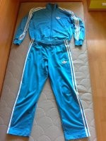 Adidas classic. Подарок из Америки. Такое у нас в 90-е в полне снять с тела могли...