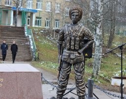 Из них уже можно целые  сцены выстраивать.