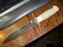 вот почти такой же ,только больше и гарда из латуни