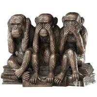 Угу тов. совкодрочер, в СССР не было никаких холёных номенклатурных лиц, которые жили в правительственных квартирах и на гос.дачах, которые отоваривались в спец. магазинах в том числе импортными товарами которых кроме них в СССР и в глаза не видел. Там было всё прекрасно. Точно так-же как сейчас всё обстоит на Кубе и в Северной Корее. Но ничего этого не было! :)