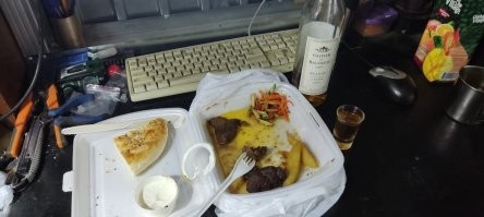 Сдавайтесь, ждем. Так сколько там танков?