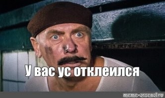 В Москве ураганный ветер сорвал зубец с кремлевской стены