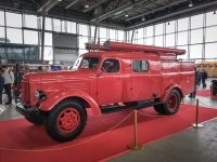 Рестомод Dodge Power Wagon 1941 года продан более чем за четверть миллиона долларов