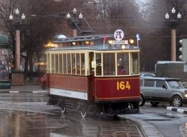 Вот ретро-трамвай