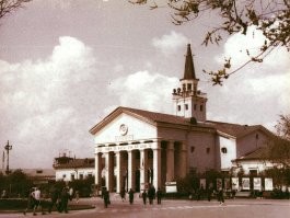 донецк... уже нету его вживую...