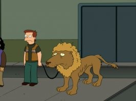 Крокодилица 70 лет прожила в пруду при храме и полностью изменила рацион питания