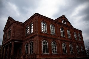 цыганский дом в железнодорожном