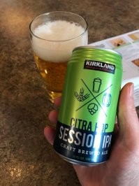 Прямо сейчас пиво пью.