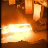 Вот вариант борьбы с хамством, а не эти ваши 3000.