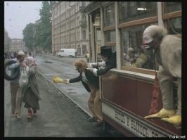 Эта же бабка: